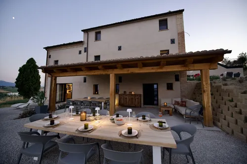 Agriturismo Brezza di Sera - Carrousel 9.jpg